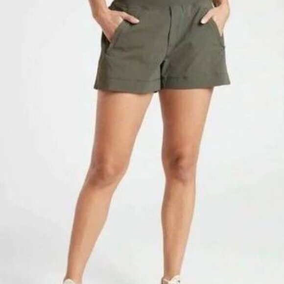Athleta Pants - Athleta Trekkie North Shorts Women's Size 18 530626-02 Olive Green NWT Hiking